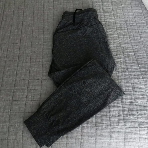 Ready to rulu mid rise jogger 29 inches Lululemon - Picture 4 of 6